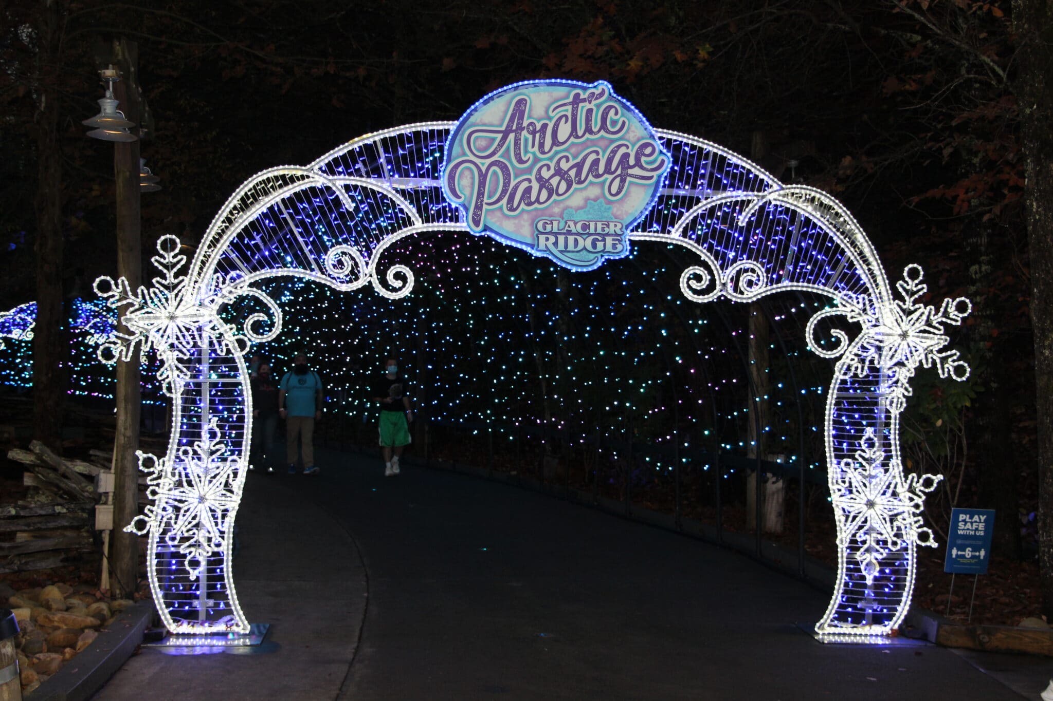 Dollywood’s Smoky Mountain Christmas