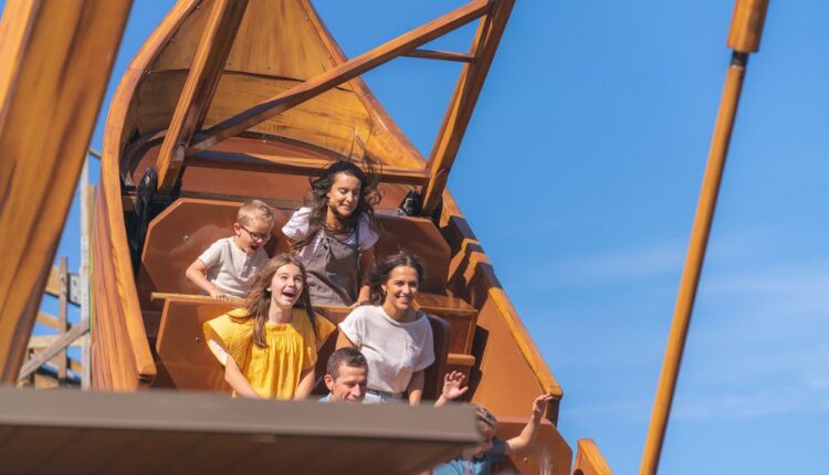 Family rides this summer at Dollywood