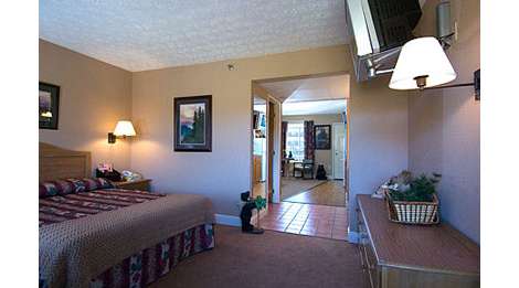 Accommodations By Twin Mountain Inn Suites Pigeon Forge Tn