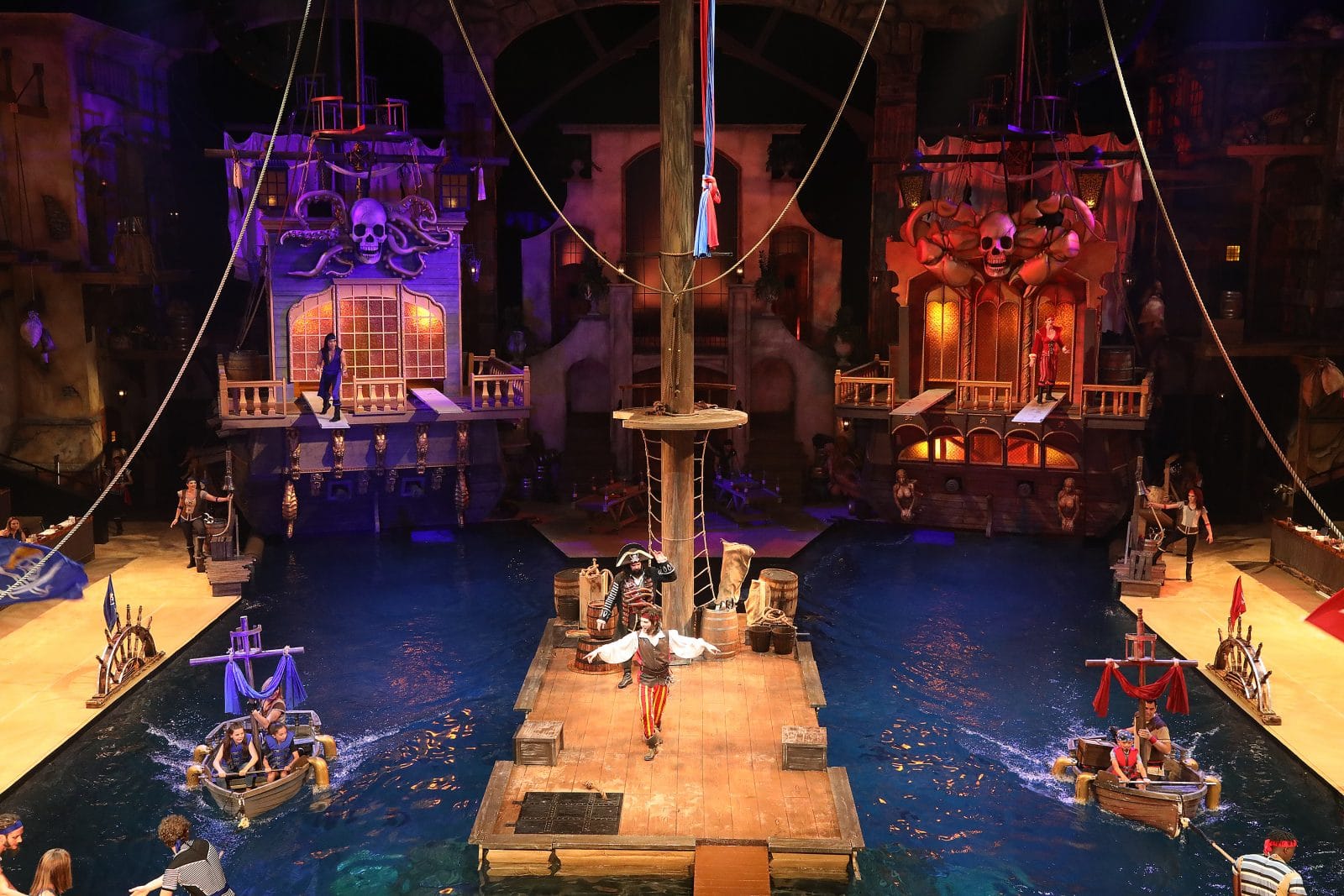 Pirates Voyage - Shows & Theaters 