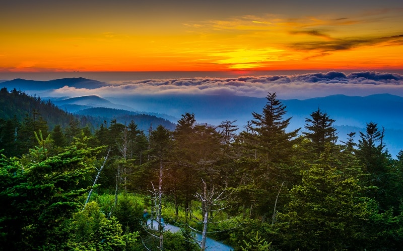 See the Best Views of the Smoky Mountains on this Photo Tour