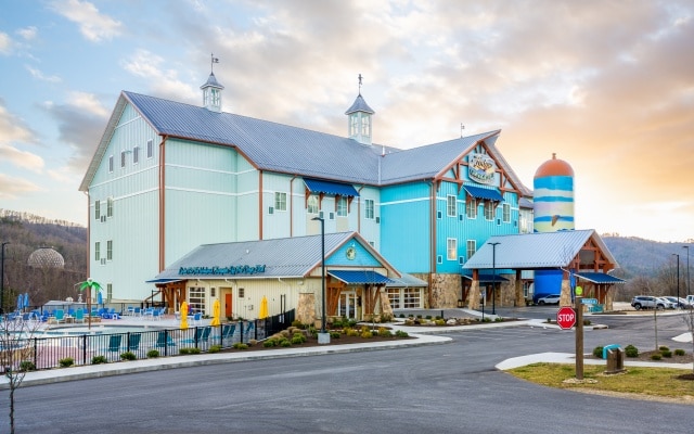 Camp Margaritaville RV Resort & Lodge | My Pigeon Forge