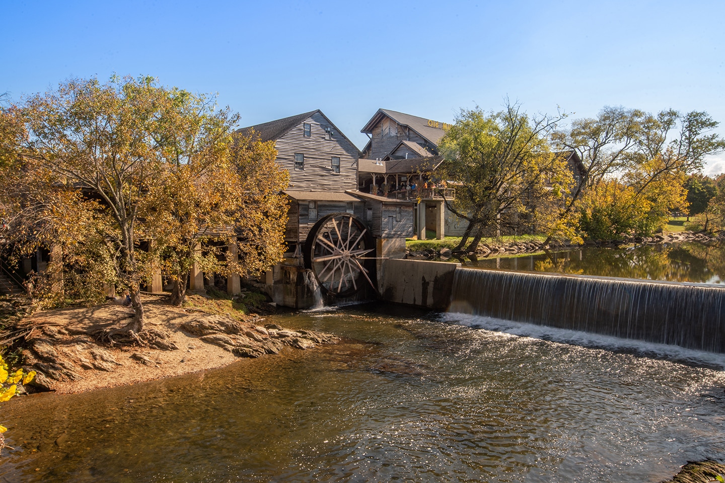 Top 5 Things to Do This Fall in Pigeon Forge, Tennessee