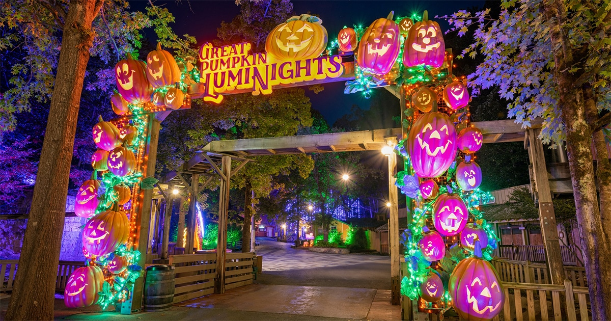 Celebrate the season with exciting fall festivals and events at Dollywood