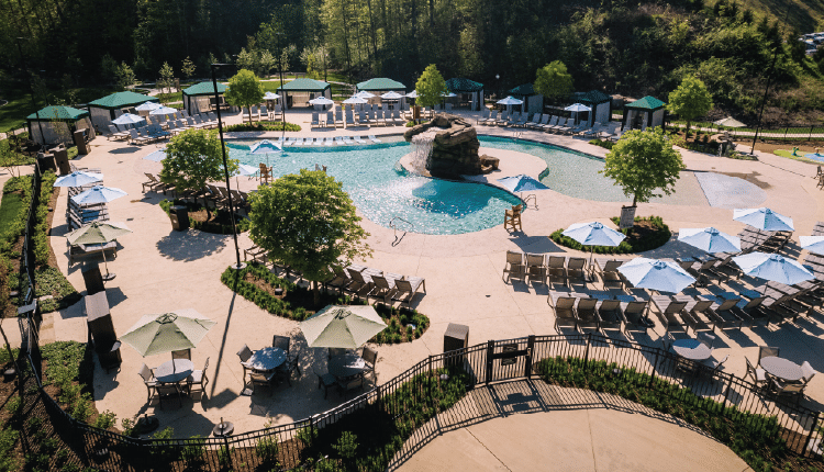 image of Dollywood’s Heartsong Lodge & Resort outdoor Pool