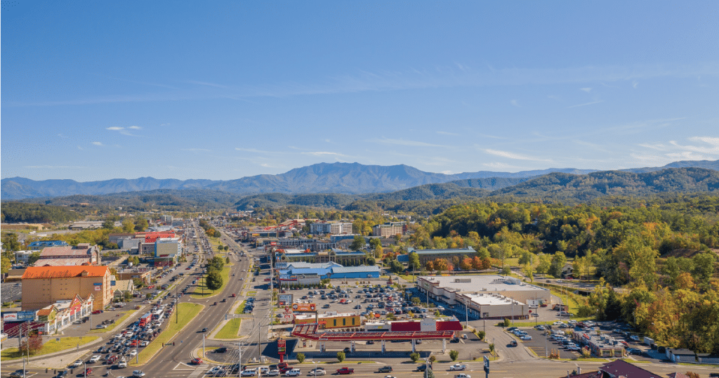 image of pigeon forge parkway